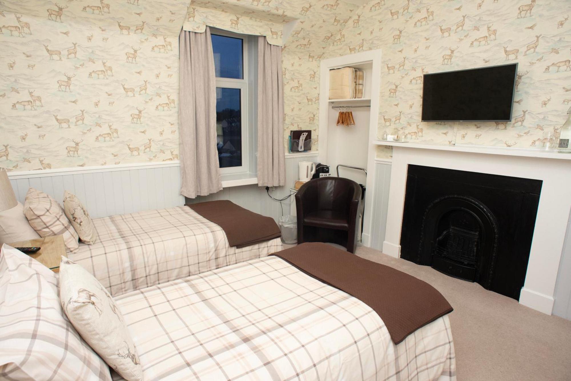 Dunvegan Bed & Breakfast Dufftown Exterior foto